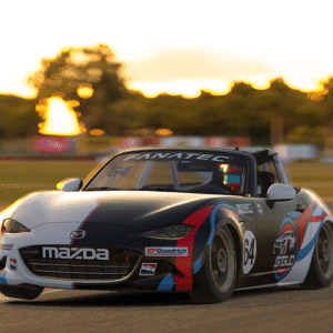 Online Mazda MX-5 iRacing Course